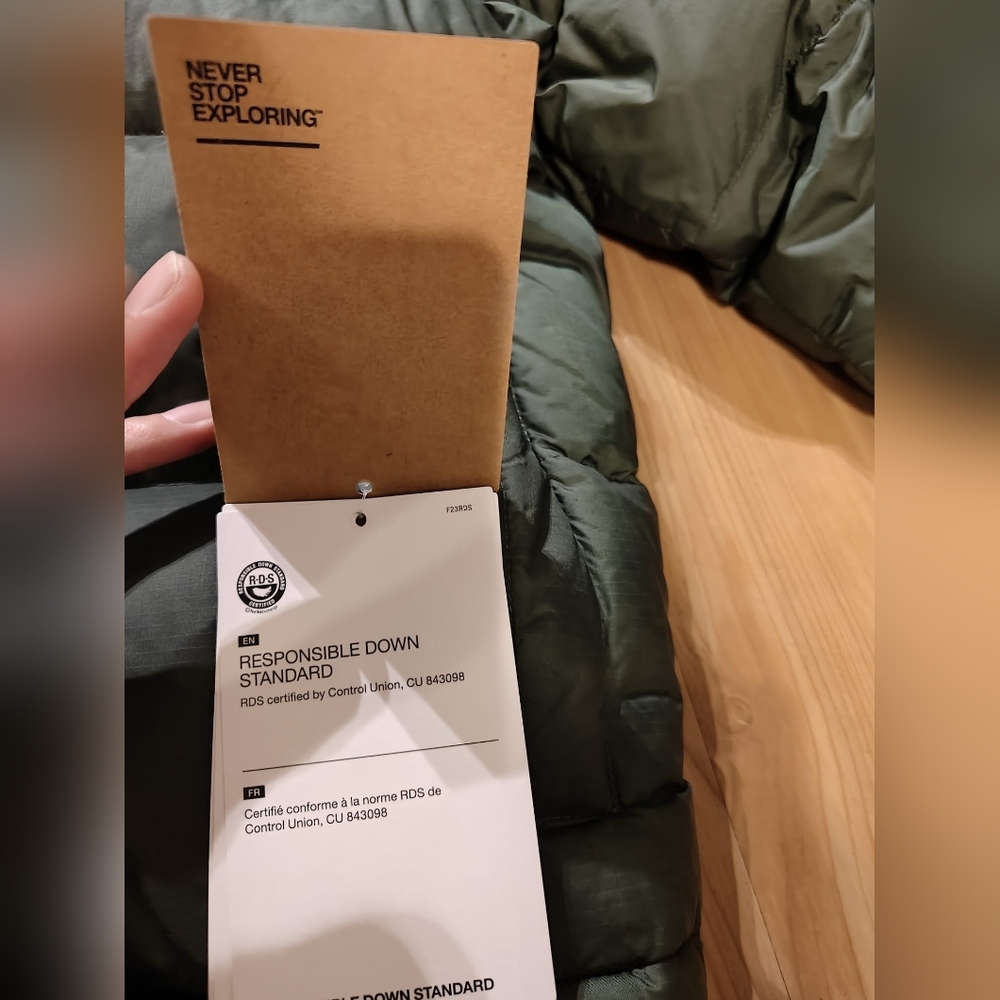 Limited Price Drop-North Face Women's 1996 Retro Nuptse Jacket Pine Needle Small - Picture 6 of 8